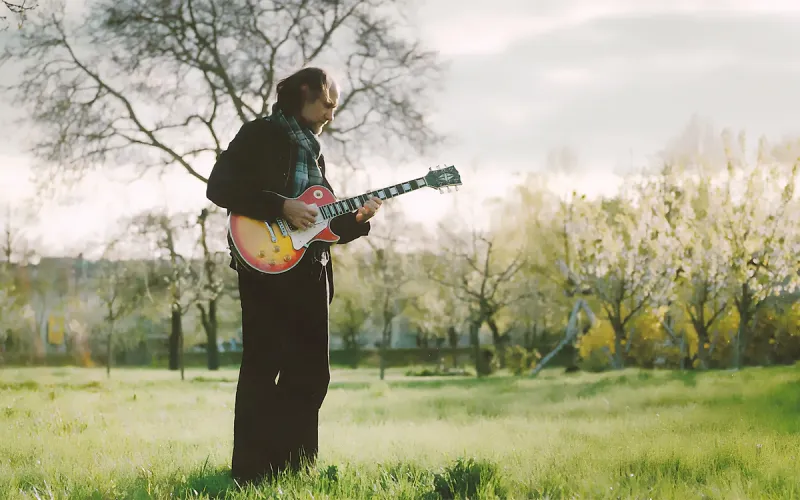 Musiker: Lutz Andres an der Gitarre
